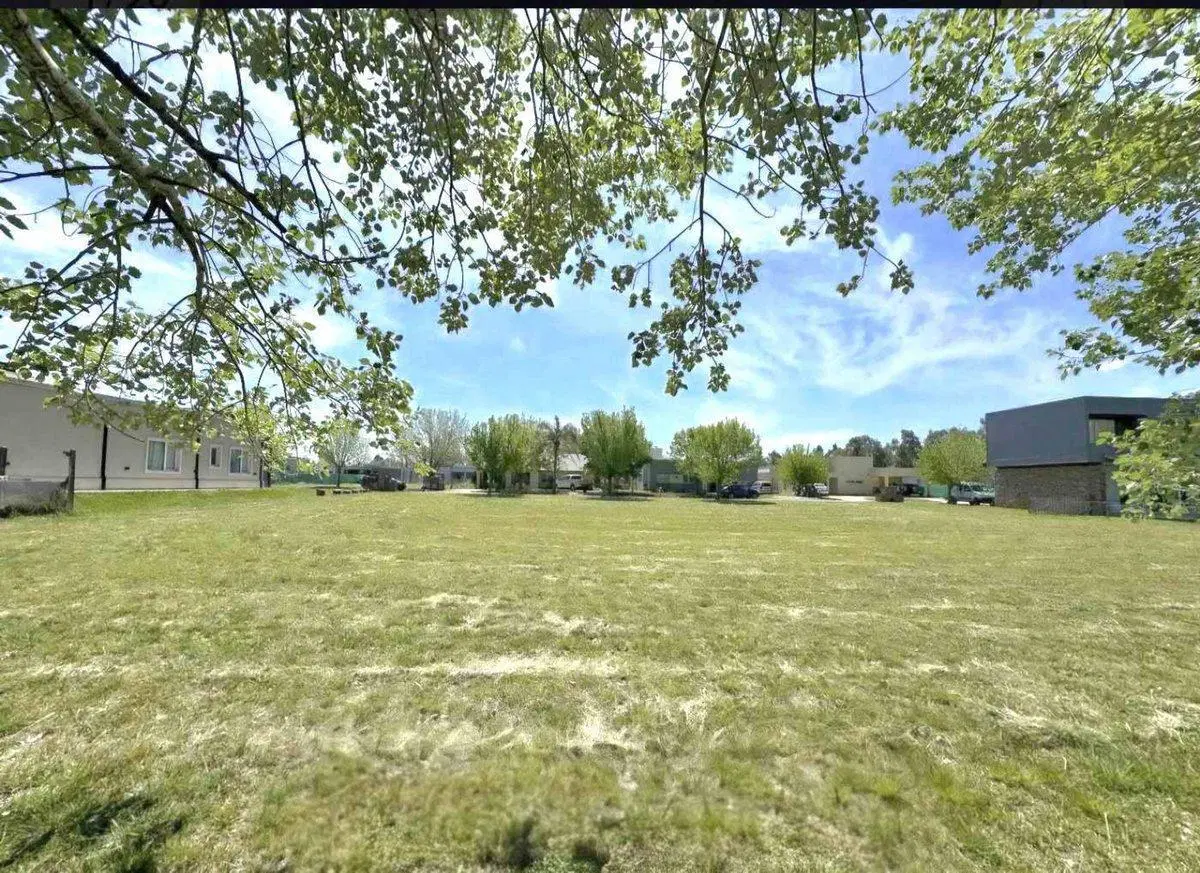 VENTA LOTE 700M2 CENTRAL COUNTRY CARDALES VILLAGE 8