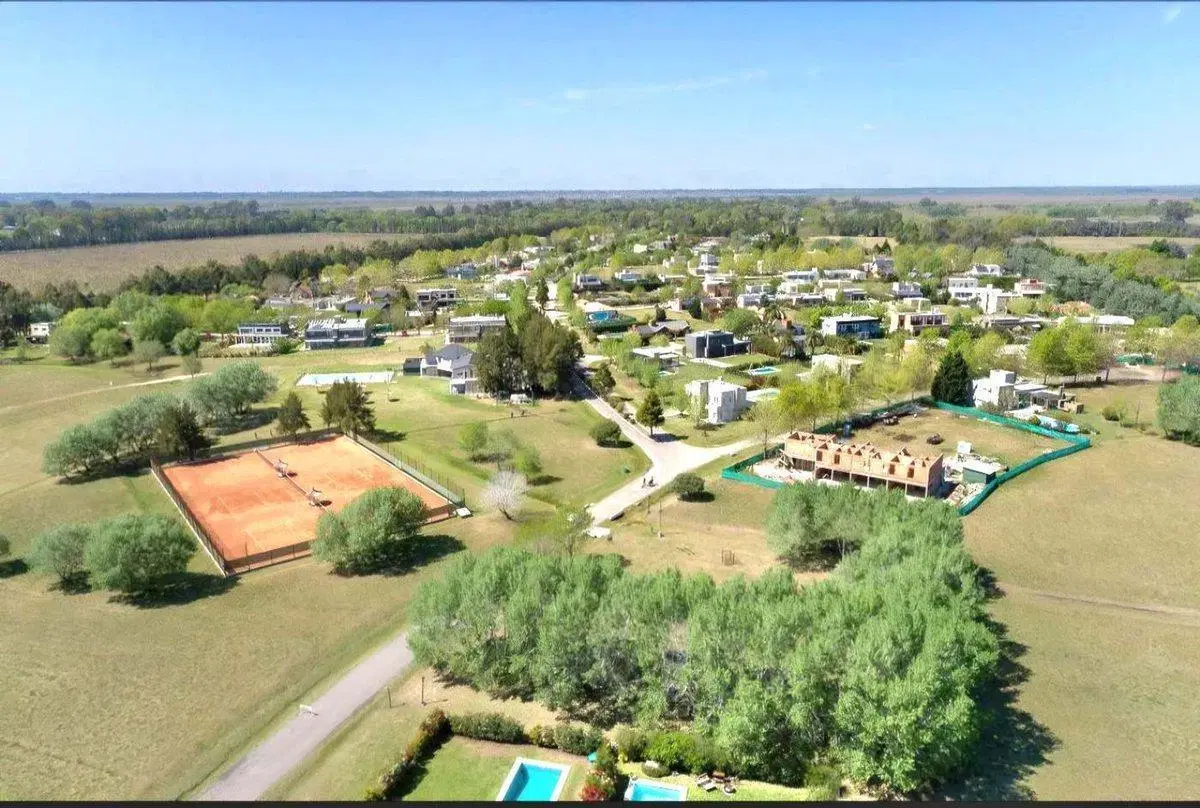 VENTA LOTE 700M2 CENTRAL COUNTRY CARDALES VILLAGE 4