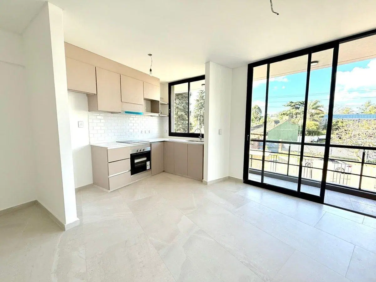 Venta depto 3 amb con terraza y cochera Ituzaingo 2