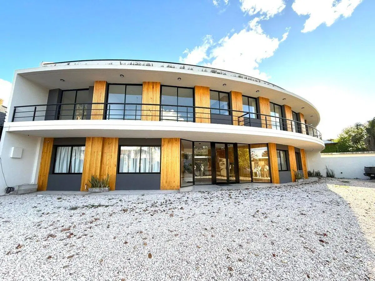 Venta depto 3 amb con terraza y cochera Ituzaingo 8