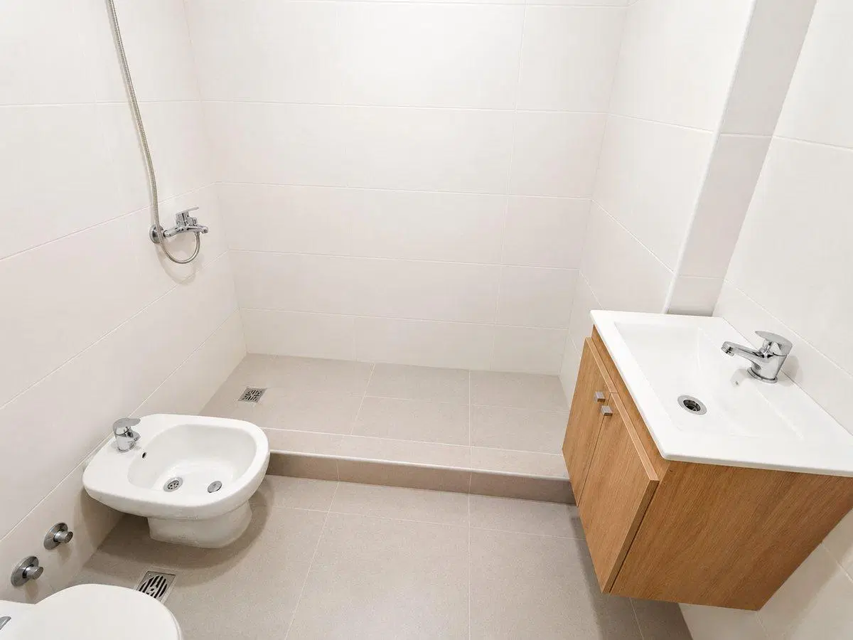 VENTA MONOAMBIENTE A ESTRENAR -HAEDO 8