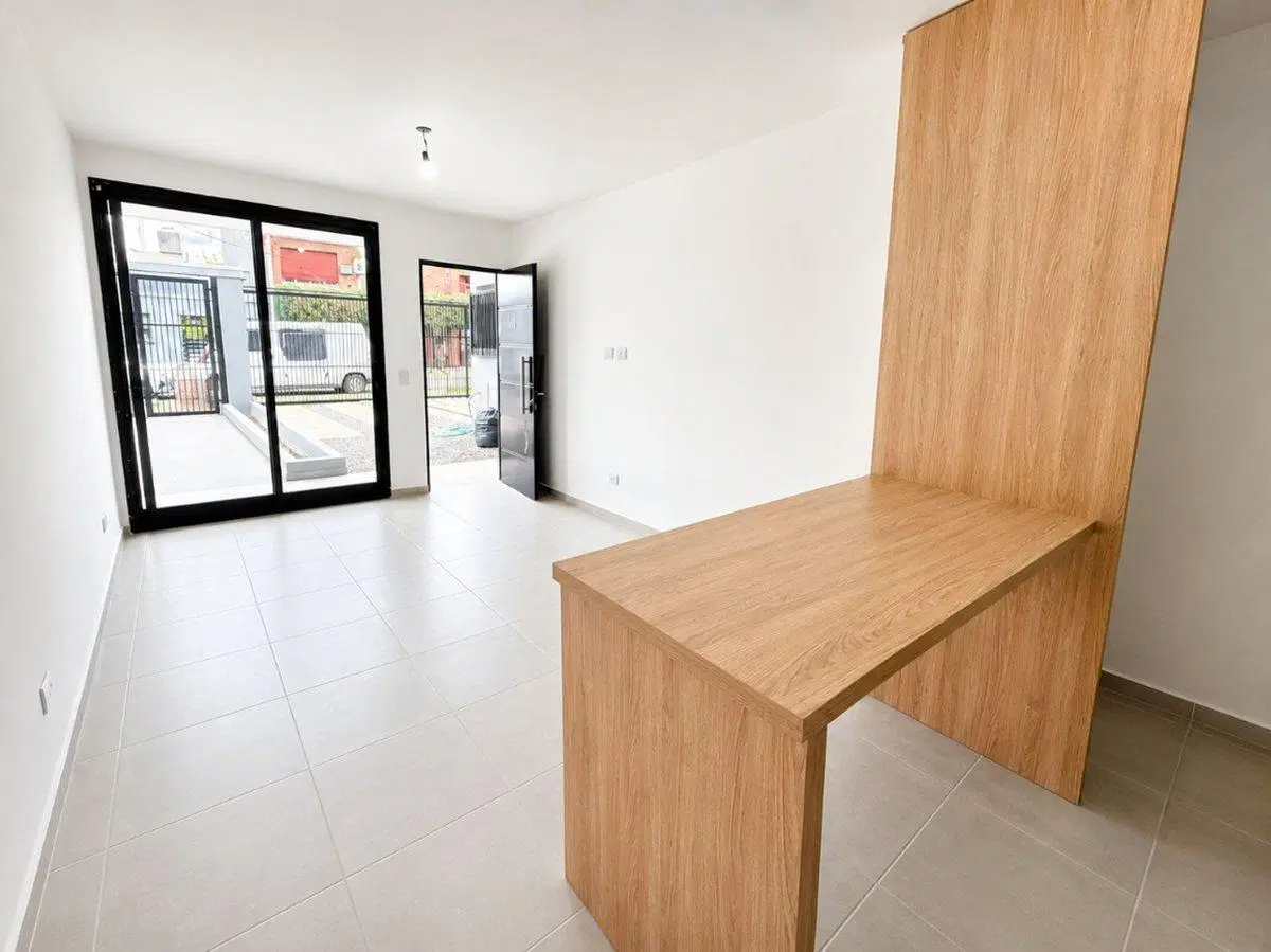 VENTA MONOAMBIENTE A ESTRENAR -HAEDO 3