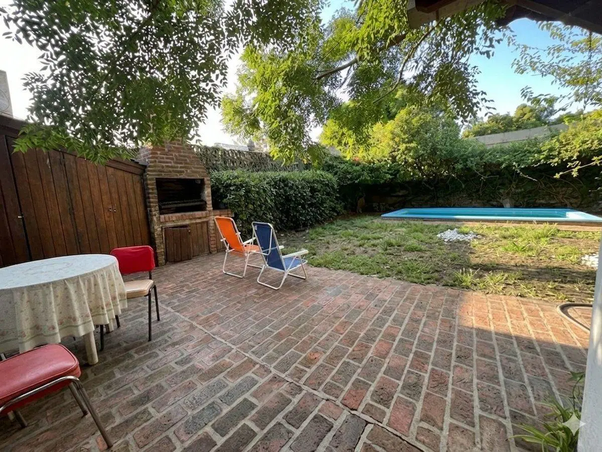 VENTA CASA 4 AMB ITUZAINGO APTA CREDITO PB PILETA 8