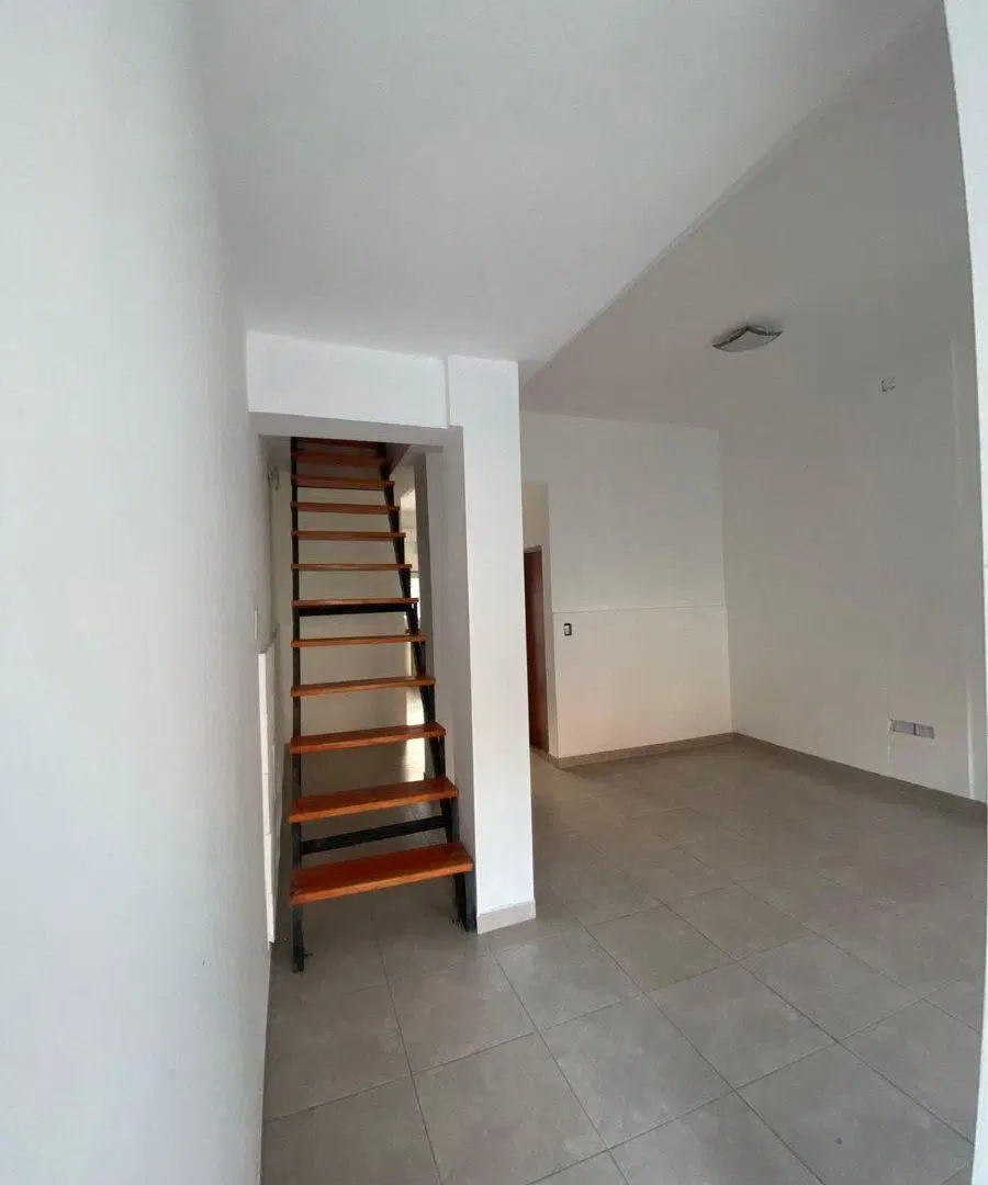 VENTA DUPLEX 3 AMB PATIO COCHERA QUINCHO CASTELAR 3