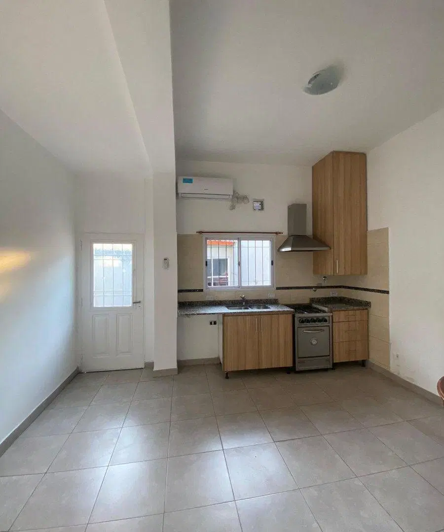 VENTA DUPLEX 3 AMB PATIO COCHERA QUINCHO CASTELAR 8