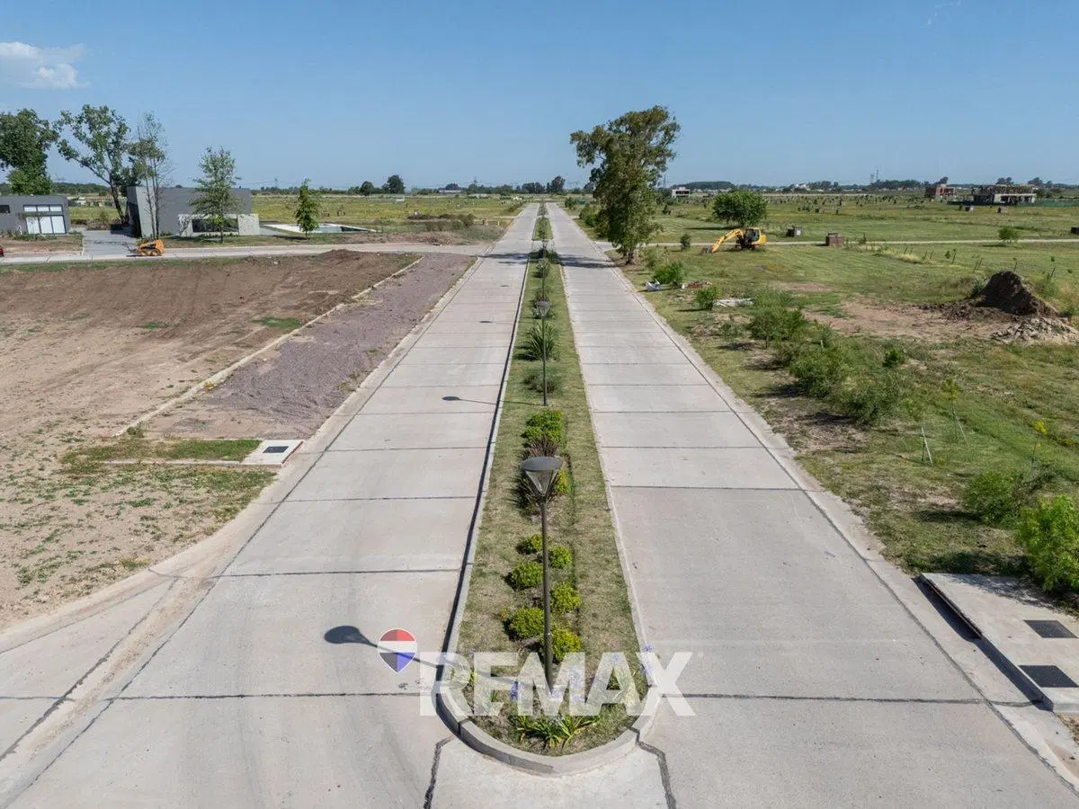 LOTE EN VENTA SAINT THOMAS CHICO CANNING 8