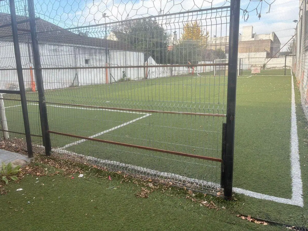 VENTA TERRENO CASTELAR CERCA ACCESO OESTE 900M2 8