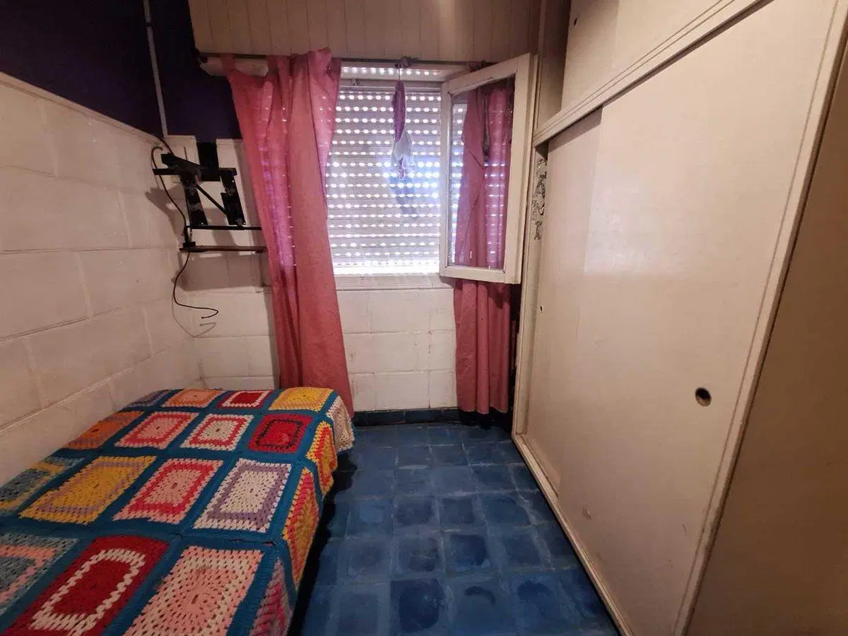 VENTA CASA 5 AMBIENTES COCHERA JARDIN MERLO 3