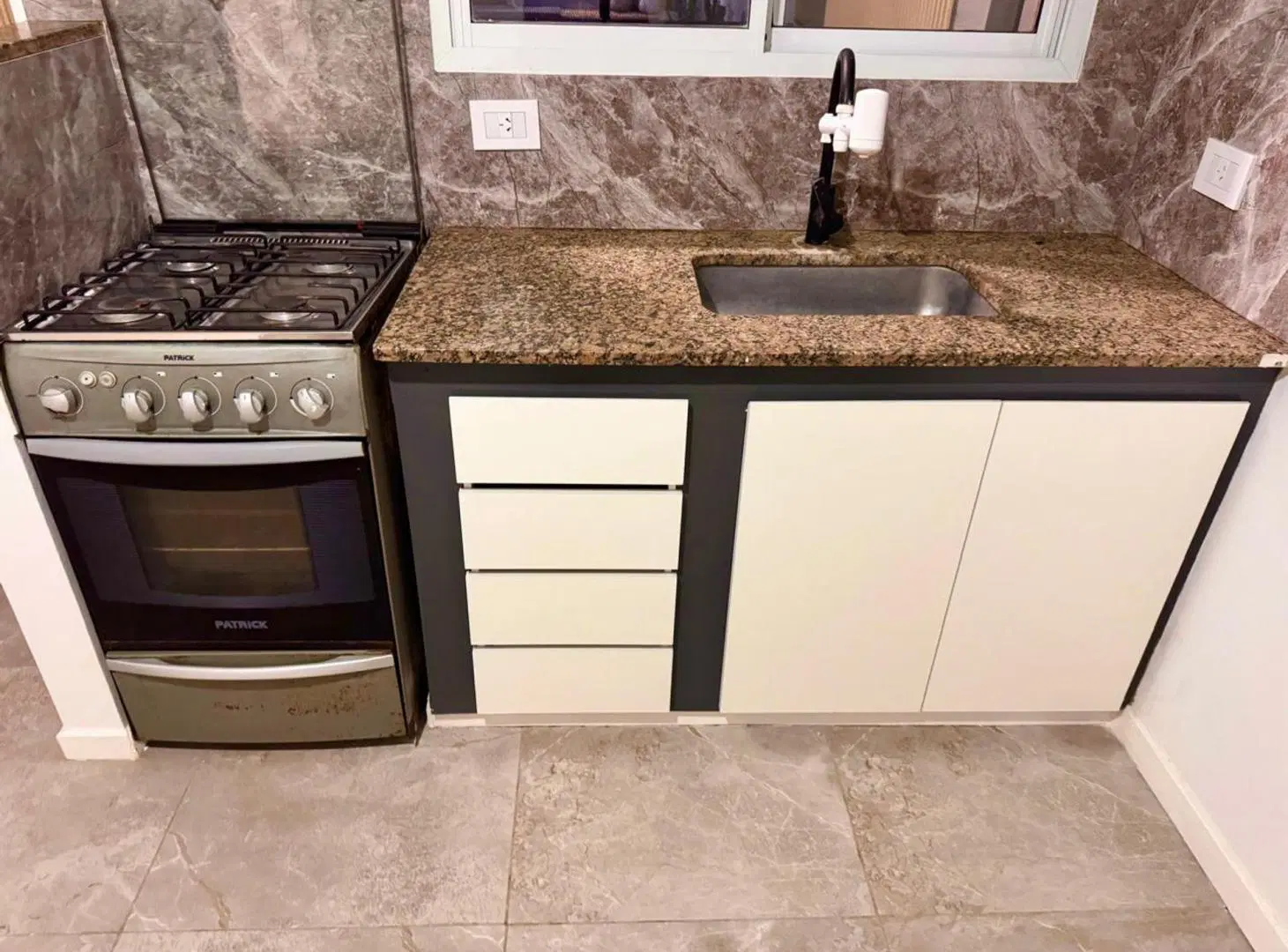 VENTA DUPLEX 3AMB CON JARDIN COCHERA RENOVADO ITUZ 3