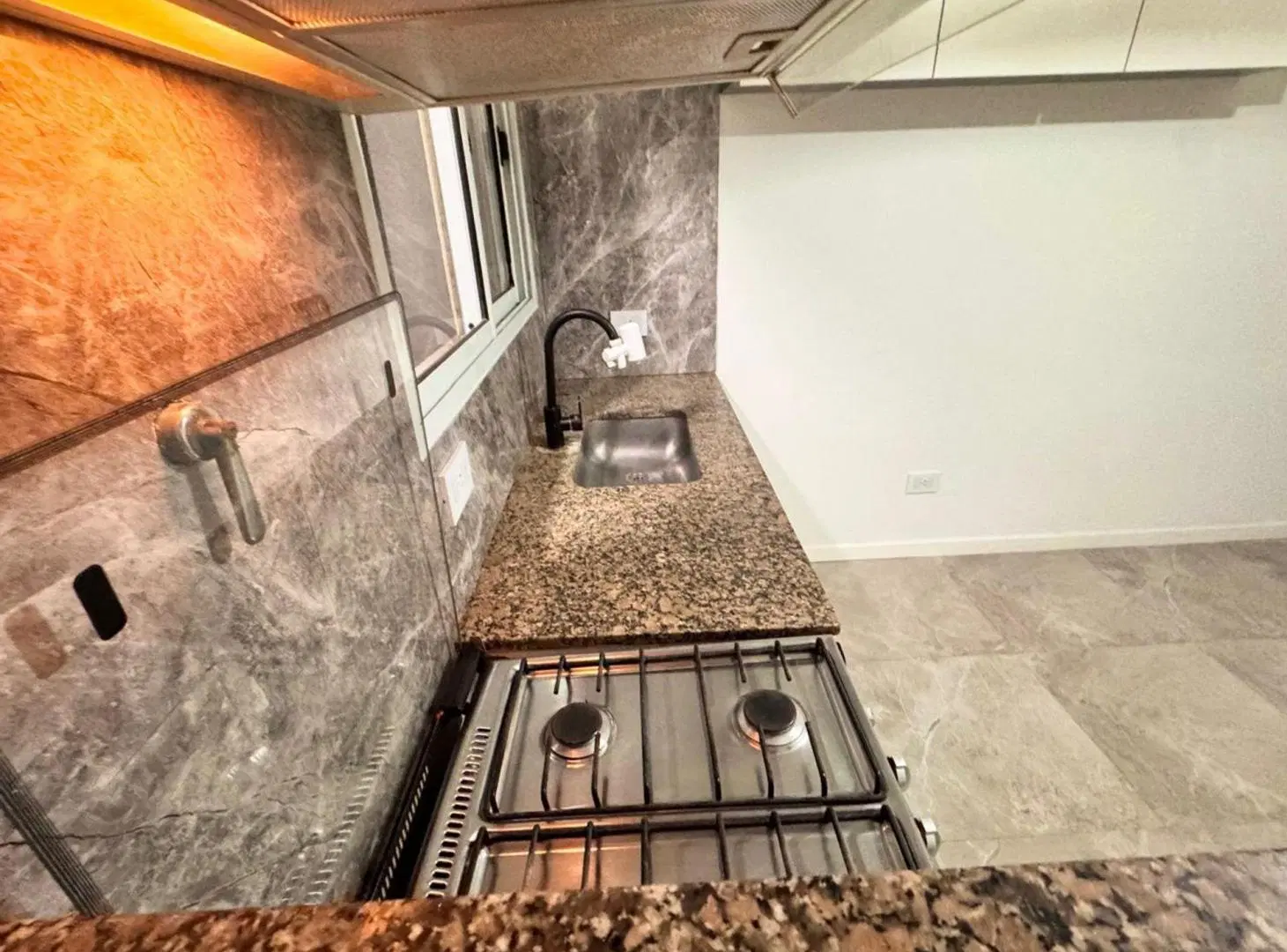 VENTA DUPLEX 3AMB CON JARDIN COCHERA RENOVADO ITUZ 8