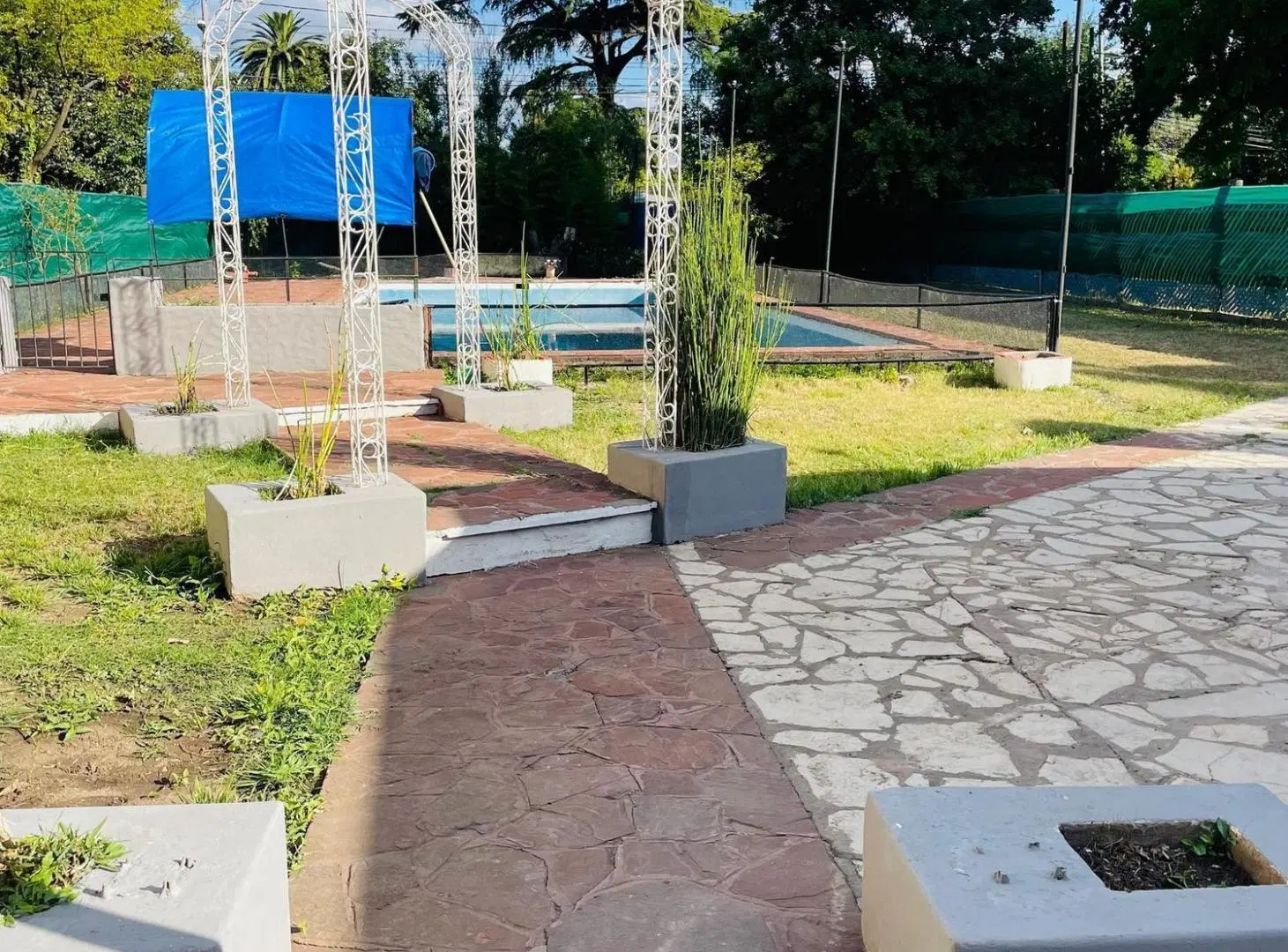 VENTA QUINTA 2 AMB MORENO 800 M2 PISCINA QUINCHO 4