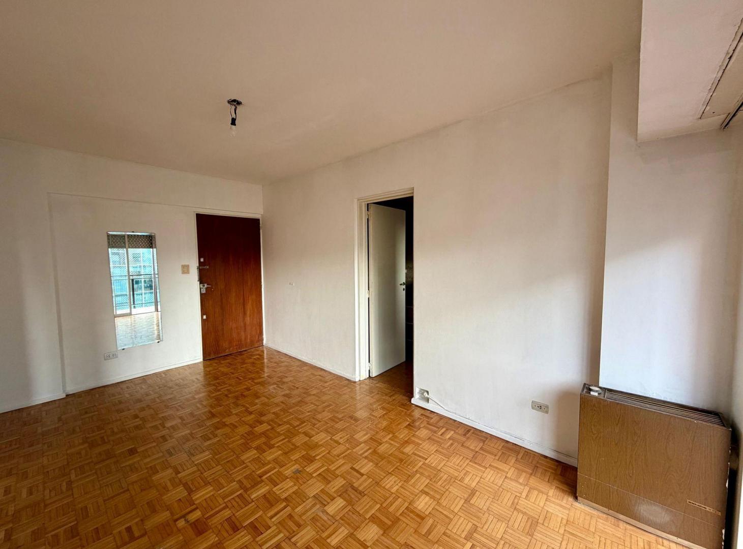 Foto de VENTA DEPARTAMENTO 2 AMBIENTES RECOLETA, imagen 4
