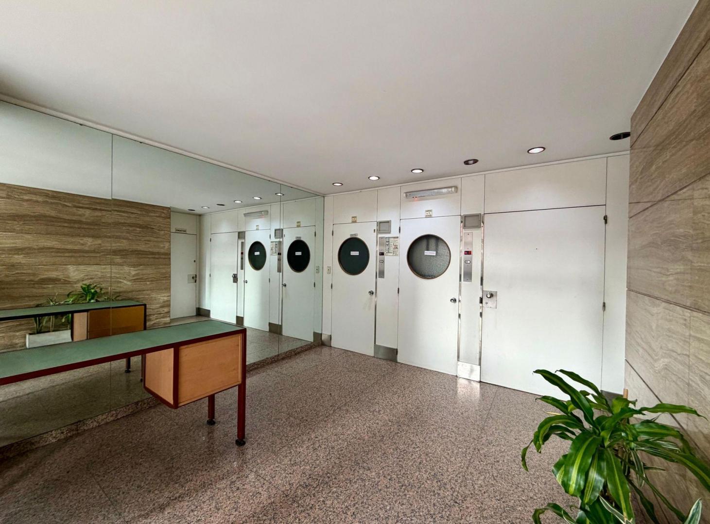Foto de VENTA DEPARTAMENTO 2 AMBIENTES RECOLETA, imagen 1