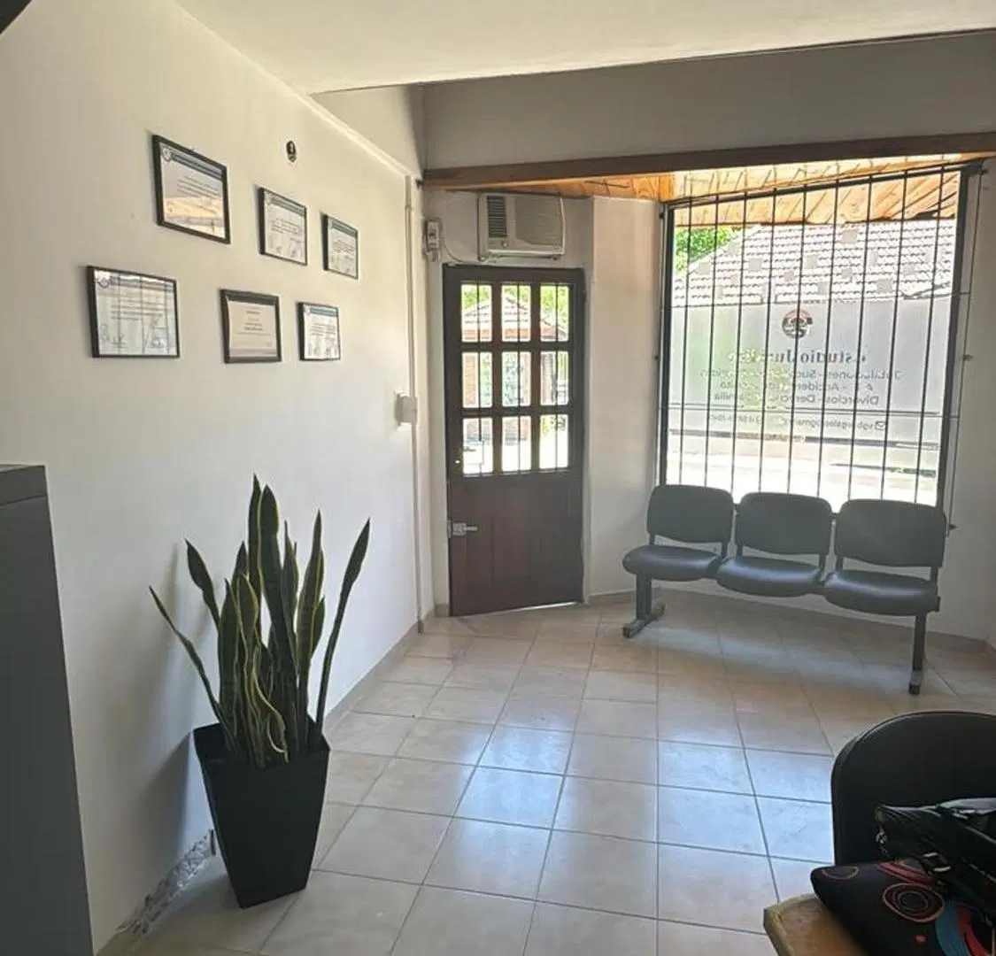 VENTA LOCAL PROFESIONAL COMERCIAL PADUA CENTRO 2