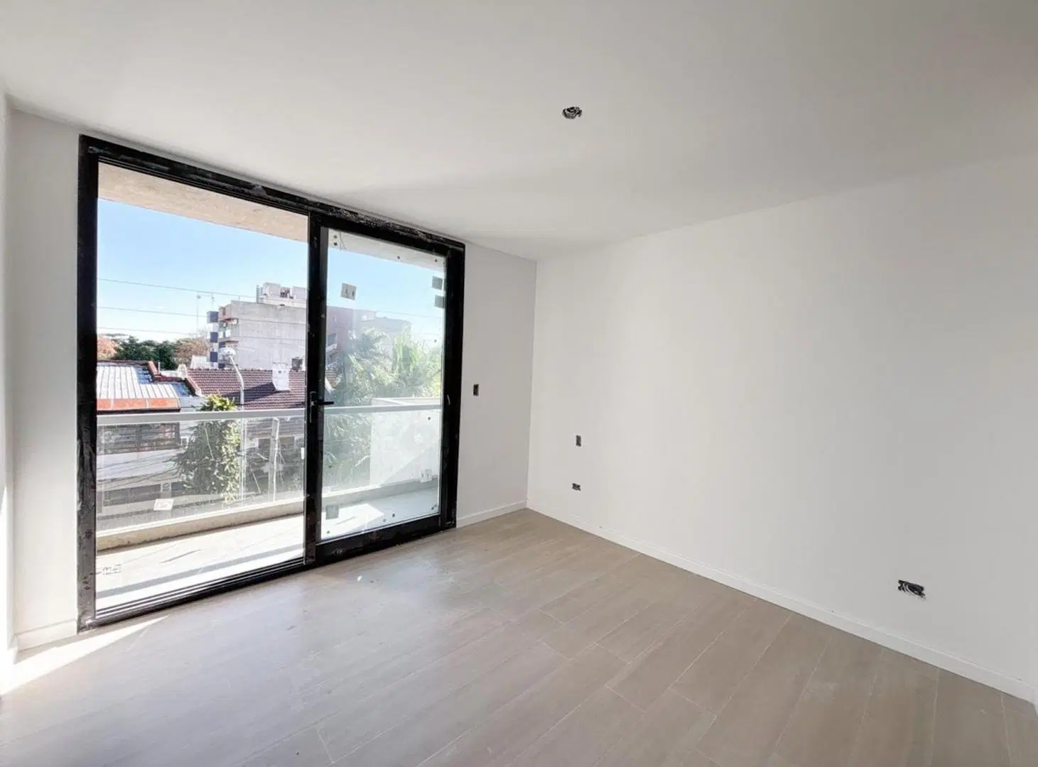 VENTA DPTO 4 AMB+2 COCHERAS+2 BALCONES EL PALOMAR 4