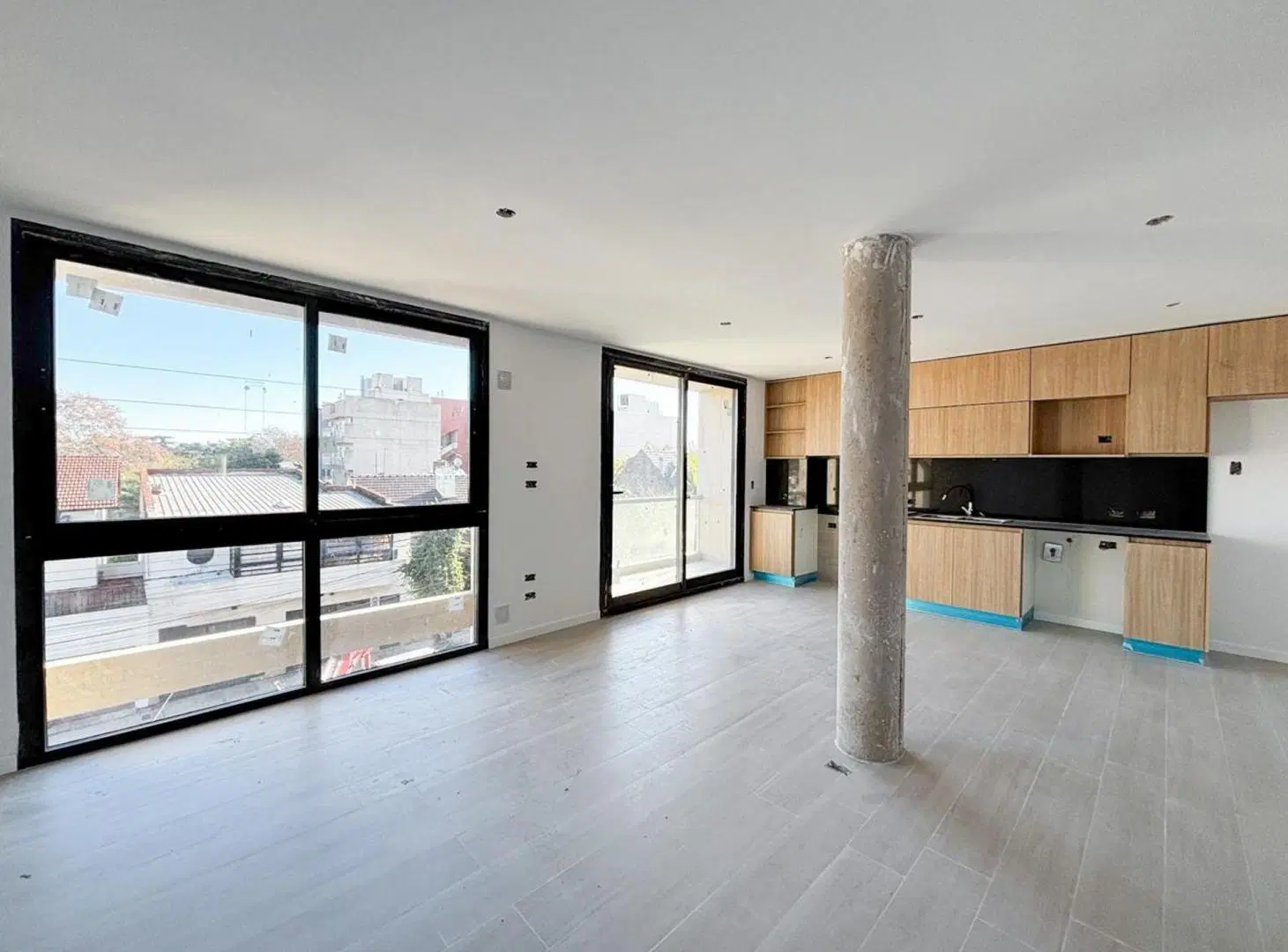 VENTA DPTO 4 AMB+2 COCHERAS+2 BALCONES EL PALOMAR 5