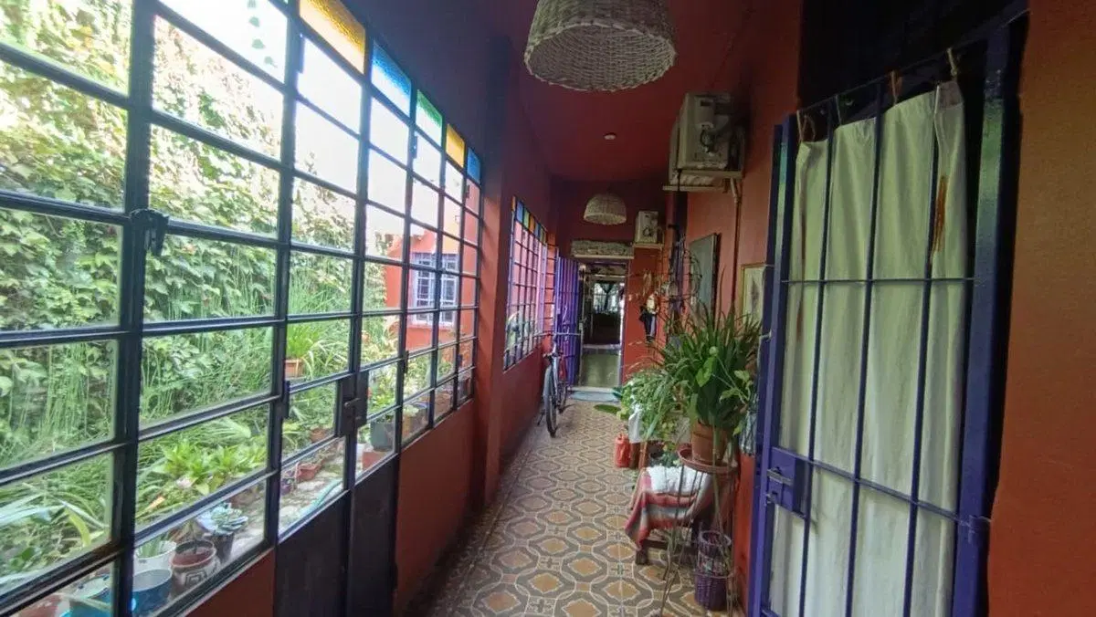 VENTA CASA 4 AMB CON PILETA Y PARQUE EN CASTELAR 8