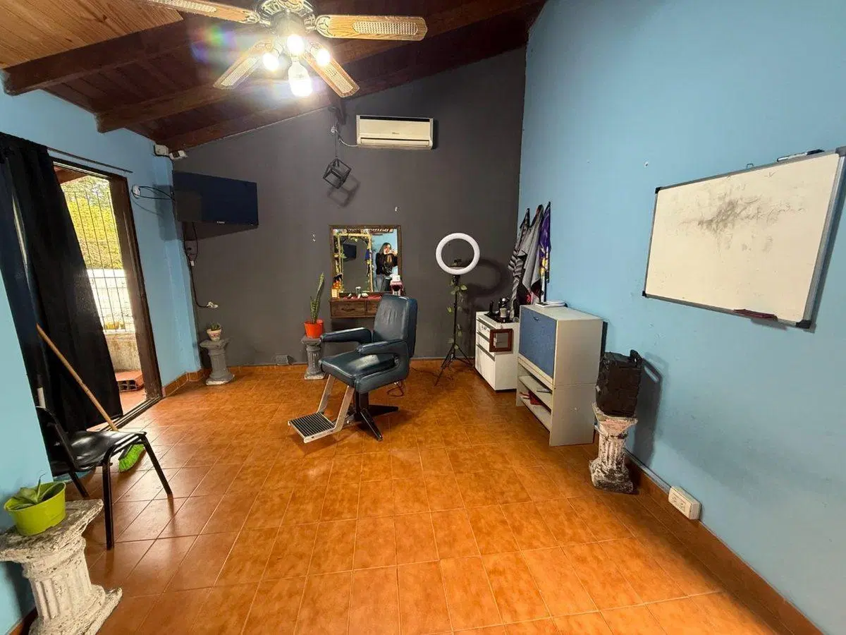 VENTA CASA + DEPTO 5 AMBIENTES EN ITUZAINGÓ SUR 2