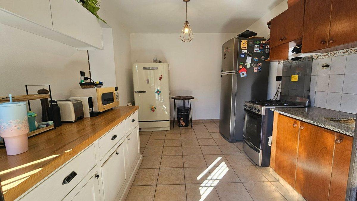 Foto de VENTA CASA DUPLEX 3 AMB PARQUE Y QUINCHO ITUZAINGO, imagen 5