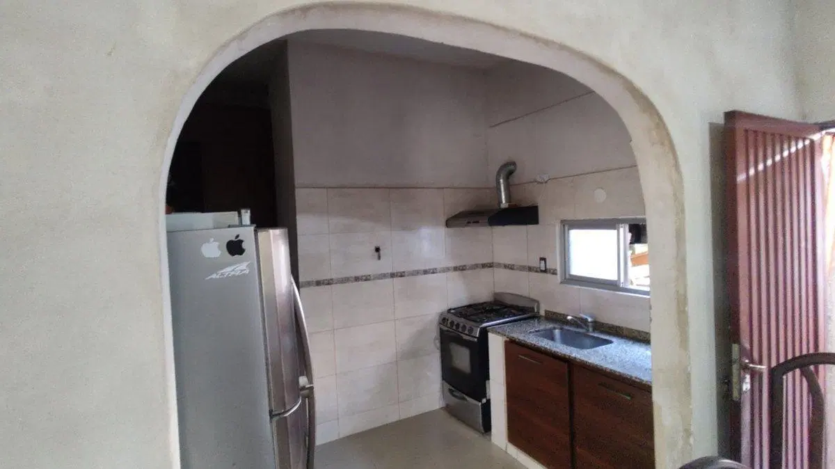 CASA EN VENTA EN ITUZAINGO LOTE PROPIO 4