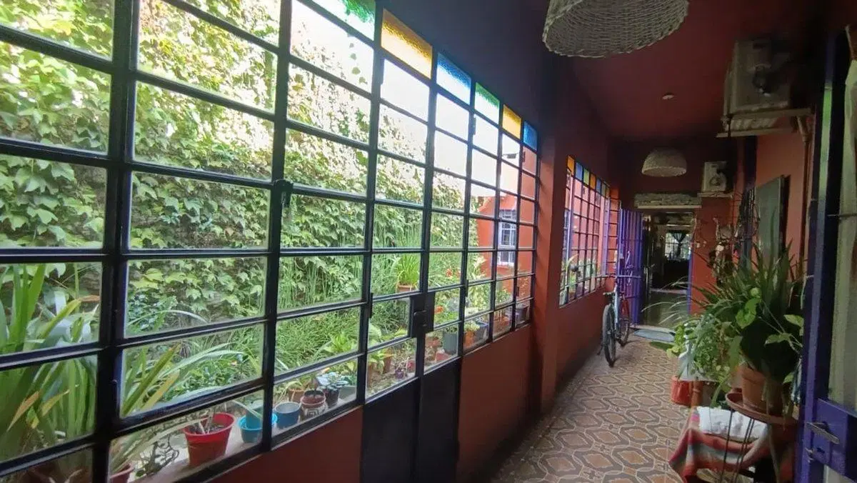 VENTA CASA 4 AMB CON PILETA Y PARQUE EN CASTELAR 4