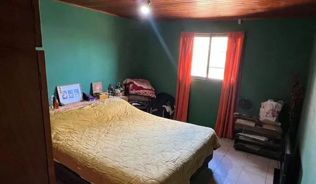 VENTA CASA 3 AMB. CON PILETA Y PARQUE EN LUJAN 4