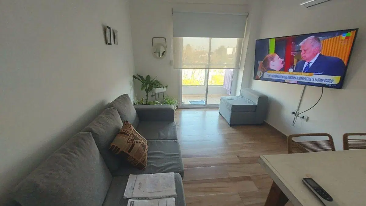 VENTA MORENO DPTO 2 AMBIENTES BALCON AL FTE PAGANO 8