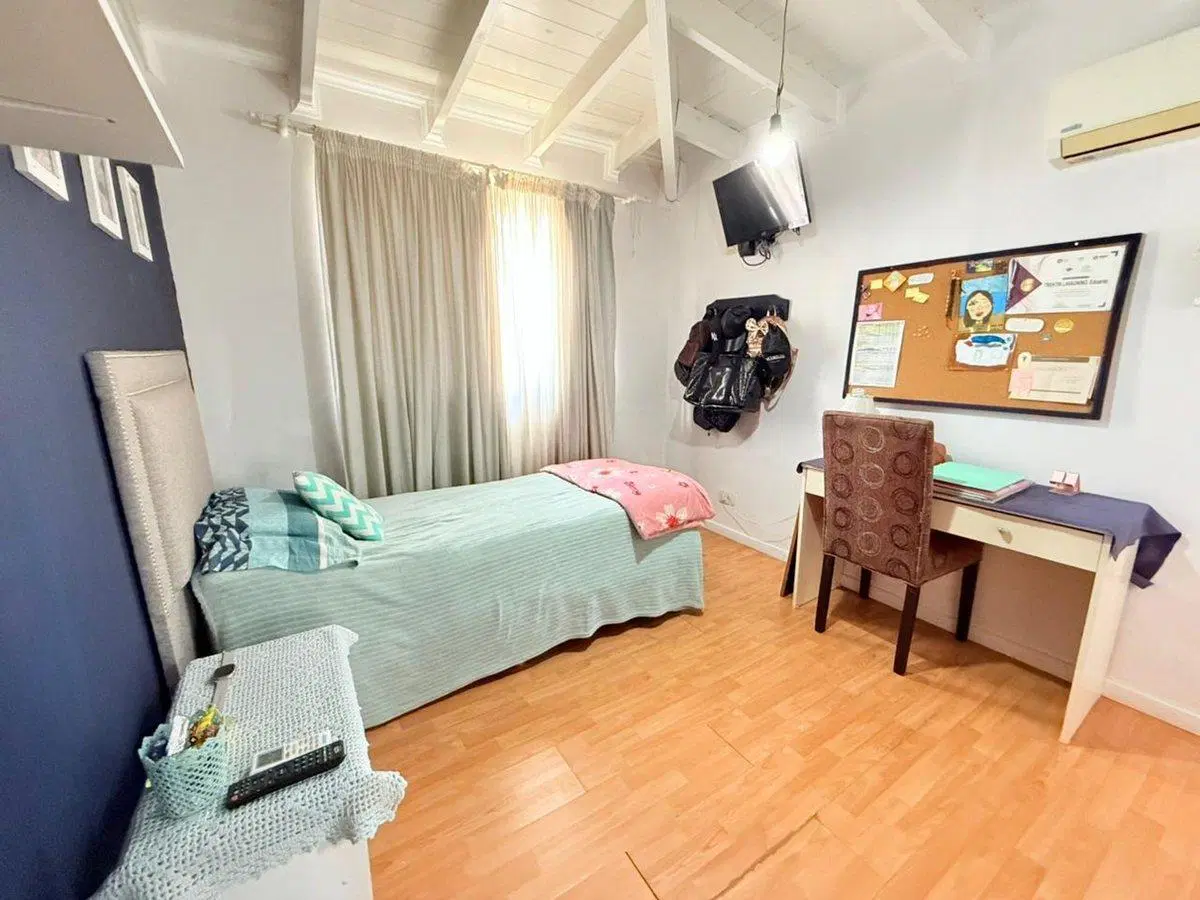 VENTA CHALET 4 AMB. PATIO Y COCHERA -ITUZAINGO 8