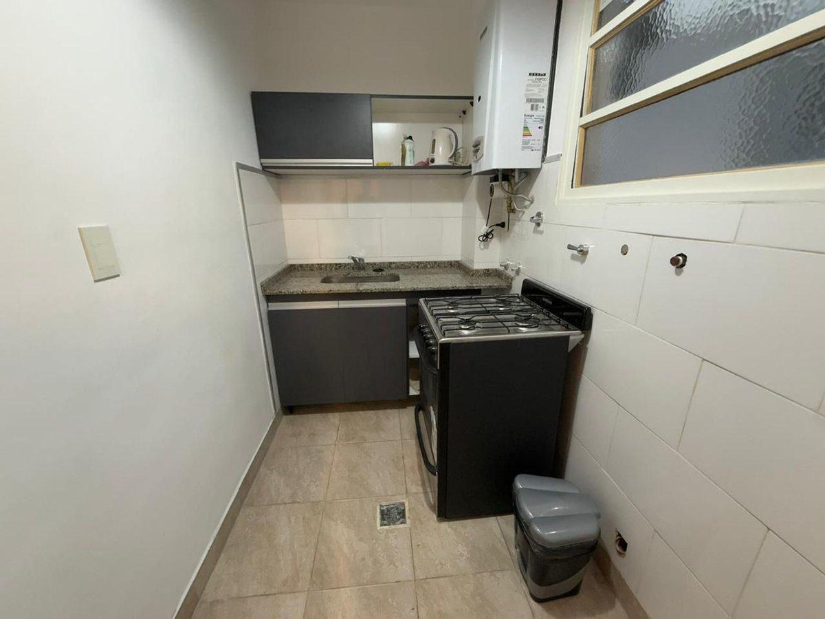 Foto de VENTA DPTO 2 AMB VILLA DEL PARQUE RECICLADO, imagen 3