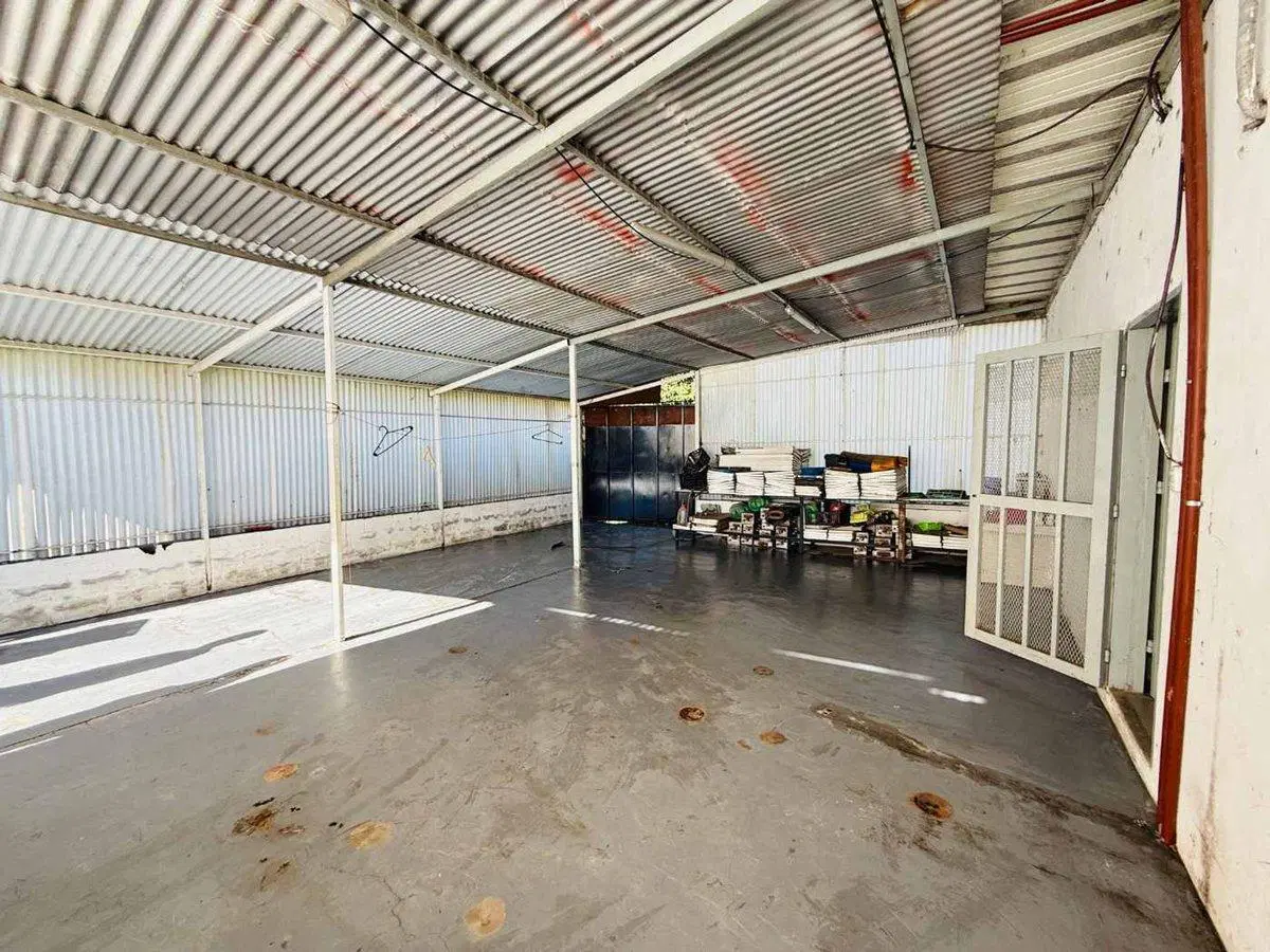 Galpon mas vivienda en venta, General Rodriguez 5