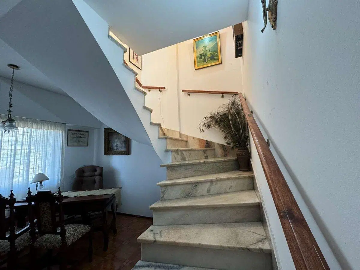 VENTA CASA 4 AMB PATIO – HAEDO - APTO CREDITO 3