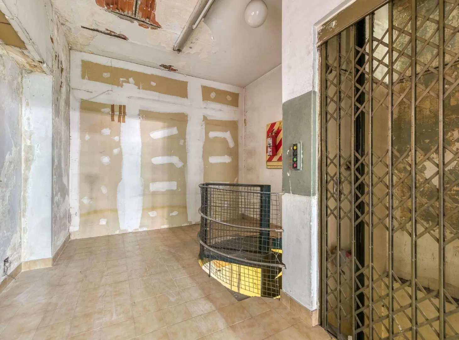 VENTA LOCAL OFICINA 540M2 TOTALES EN VILLA CRESPO 5