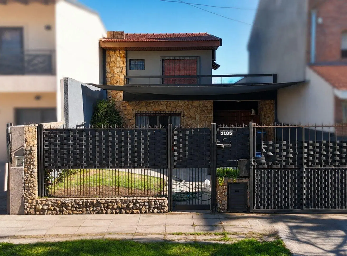 VENTA CASA OPORTUNIDAD APTO CREDITO 4 AMB CASTELAR 1