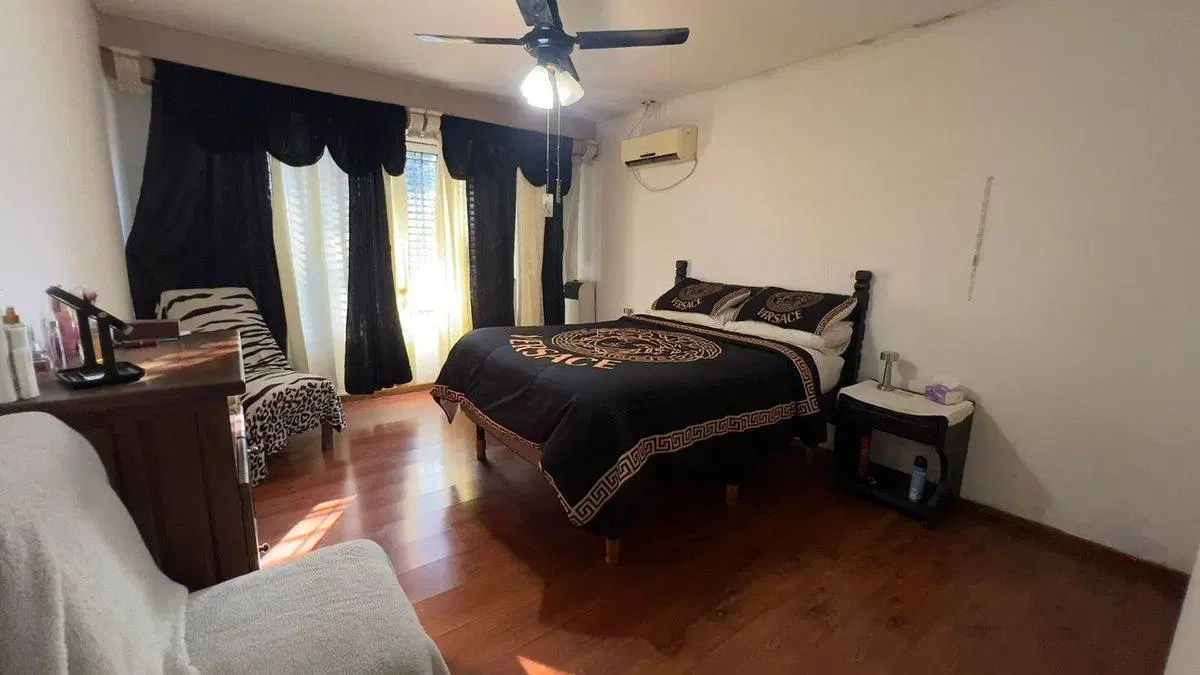 VENTA CHALET 4 AMB.  ITUZAINGO APTO CREDITO 5