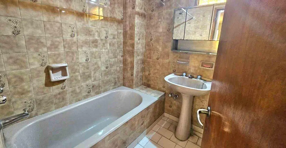 VENTA CASA 6 AMB DUEÑO FINANCIA LA PERLITA MORENO 5
