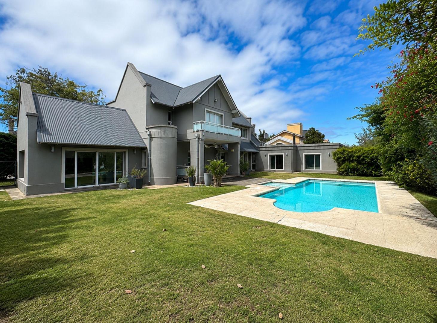CASA VENTA 7 AMB. BCO PROVINCIA CON FINANCIACION
