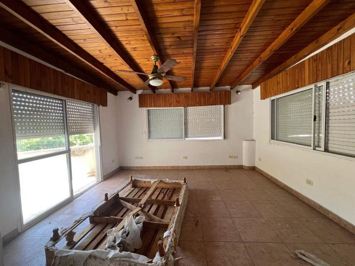 VENTA EN BLOCK V BOSCH 5 DEPTOS+ 1 LOCAL COMERCIAL 4