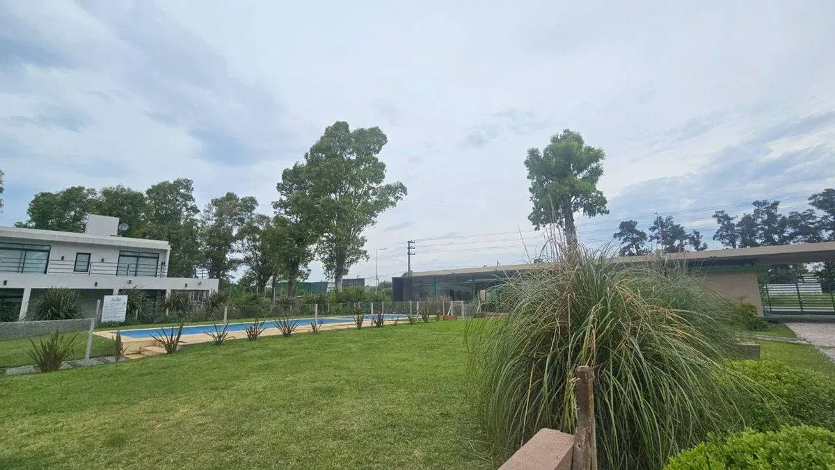 LOTE CENTRAL 600M2 EN ALVAREZ DEL BOSQUE MORENO 3