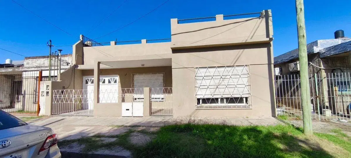 VENTA PH 3 AMB VILLA LUZURIAGA CON PATIO Y TERRAZA 2