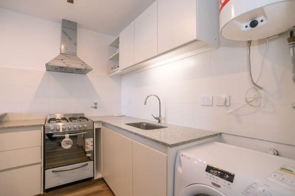 DEPARTAMENTO VENTA POZO LA PLATA MONOAMBIENTE 5