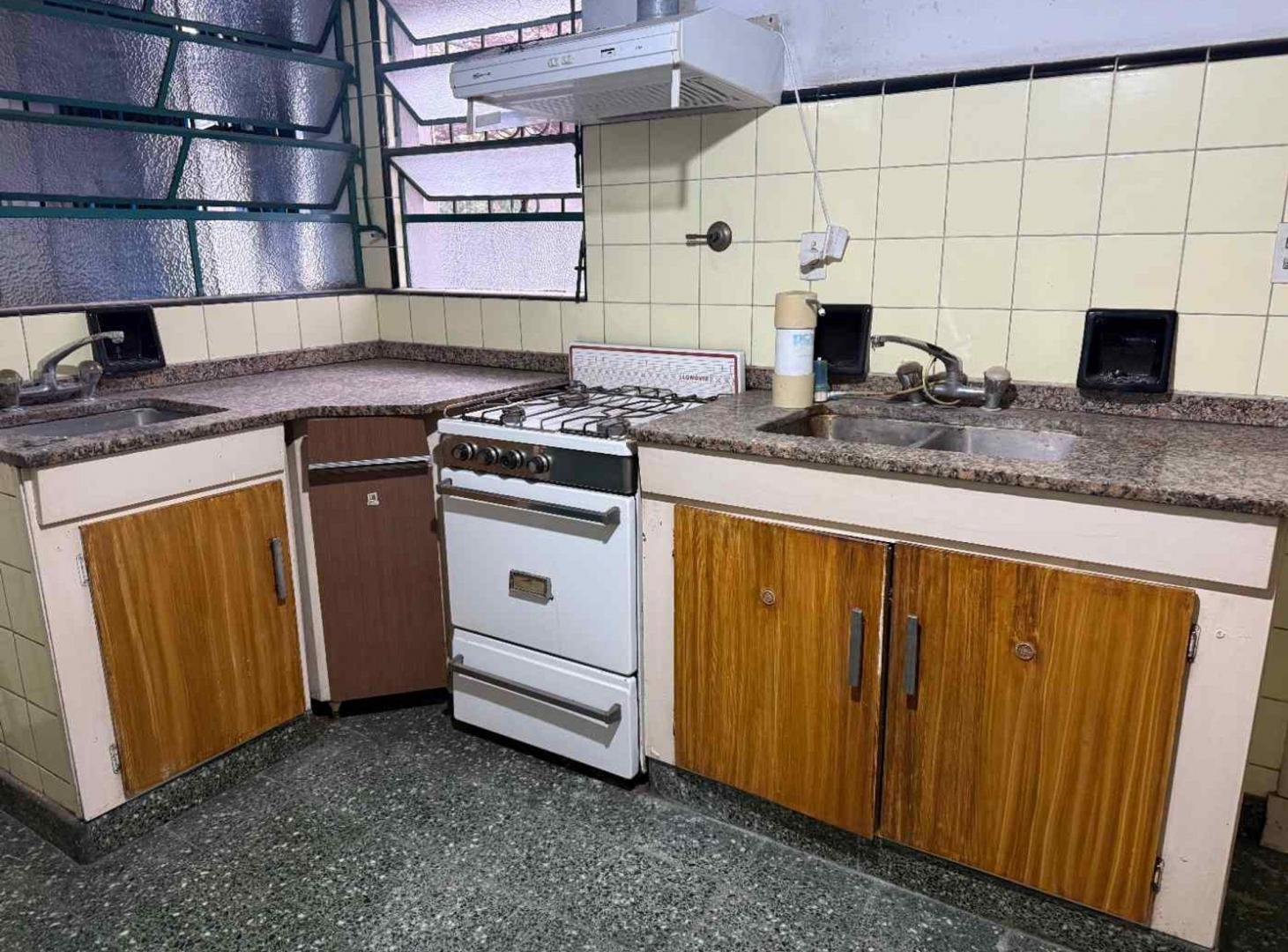 Foto de VENTA CASA 4AMB A REFACC PALOMAR JARDÍN Y PARRILLA, imagen 4