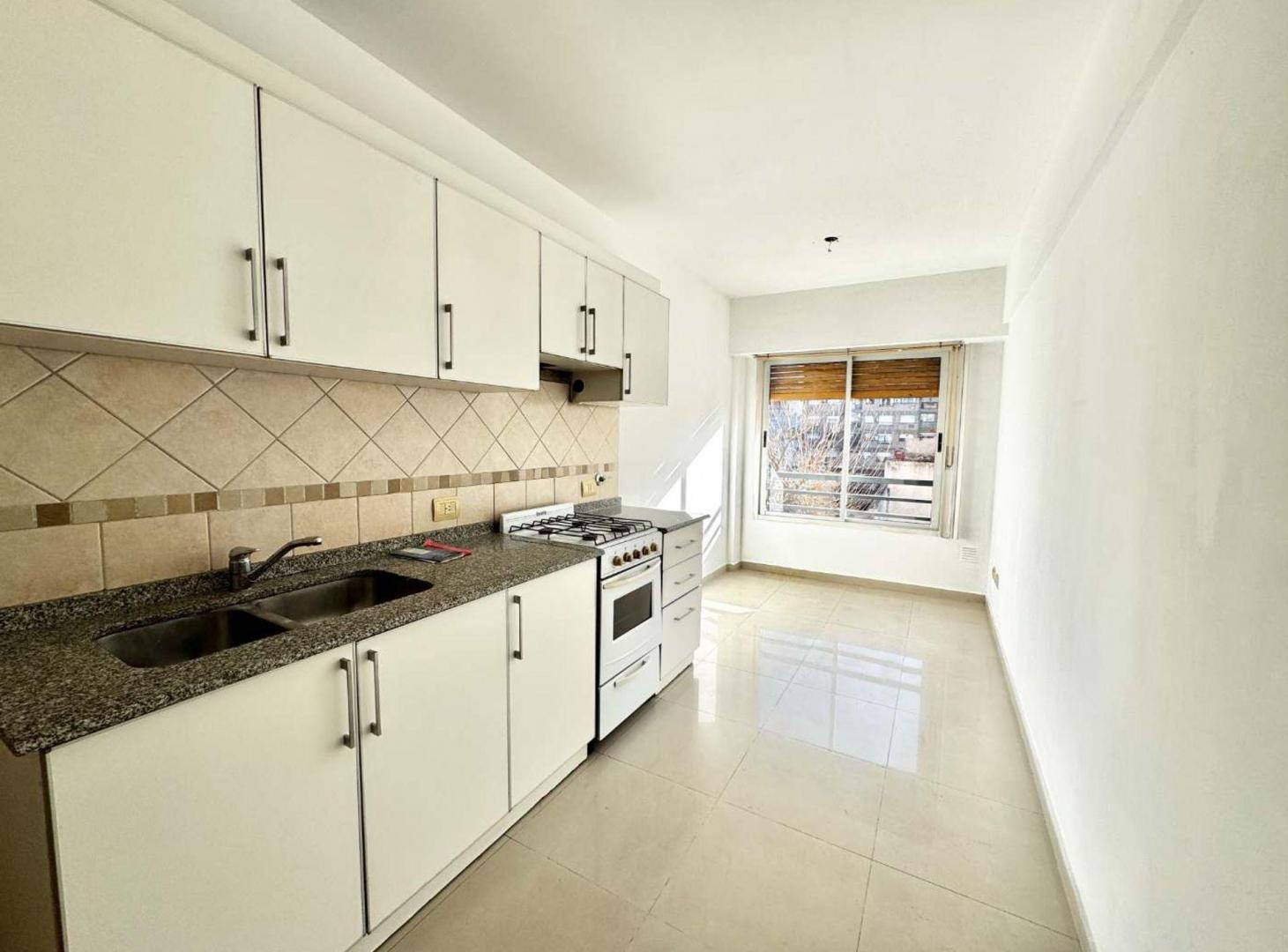 Foto de Venta 2 Ambientes en Semipiso en Castelar Sur, imagen 2