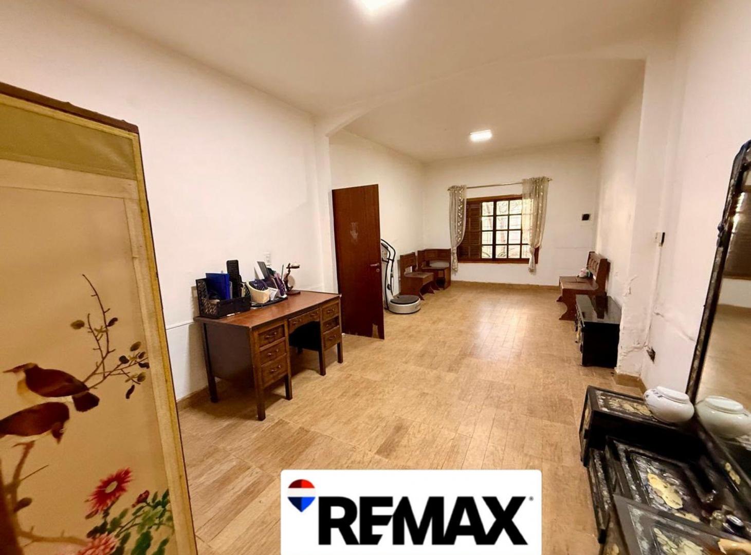 Foto de VENTA CASA 5 AMBIENTES PARQUE AVELLANEDA COCHERAS, imagen 4