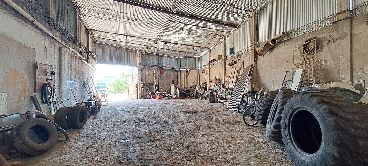 Foto de Venta/permuta depósito en zona industrial - Merlo., imagen 4