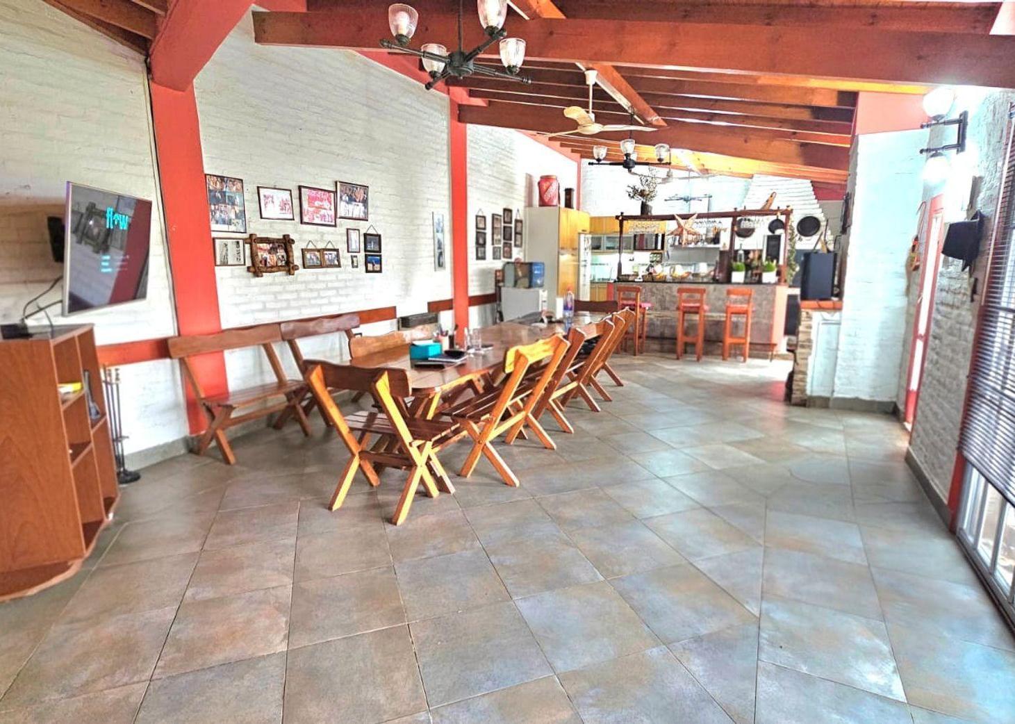 Foto de VENTA CASA QUINTA F.ALVAREZ MORENO+PISCINA+QUINCHO, imagen 2