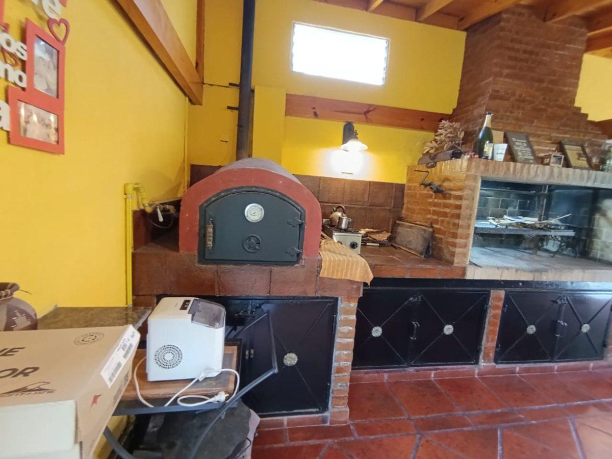 Foto de VENTA CASA 3 AMB,QUINCHO, PARQUE ITUZAINGO N A CRE, imagen 5