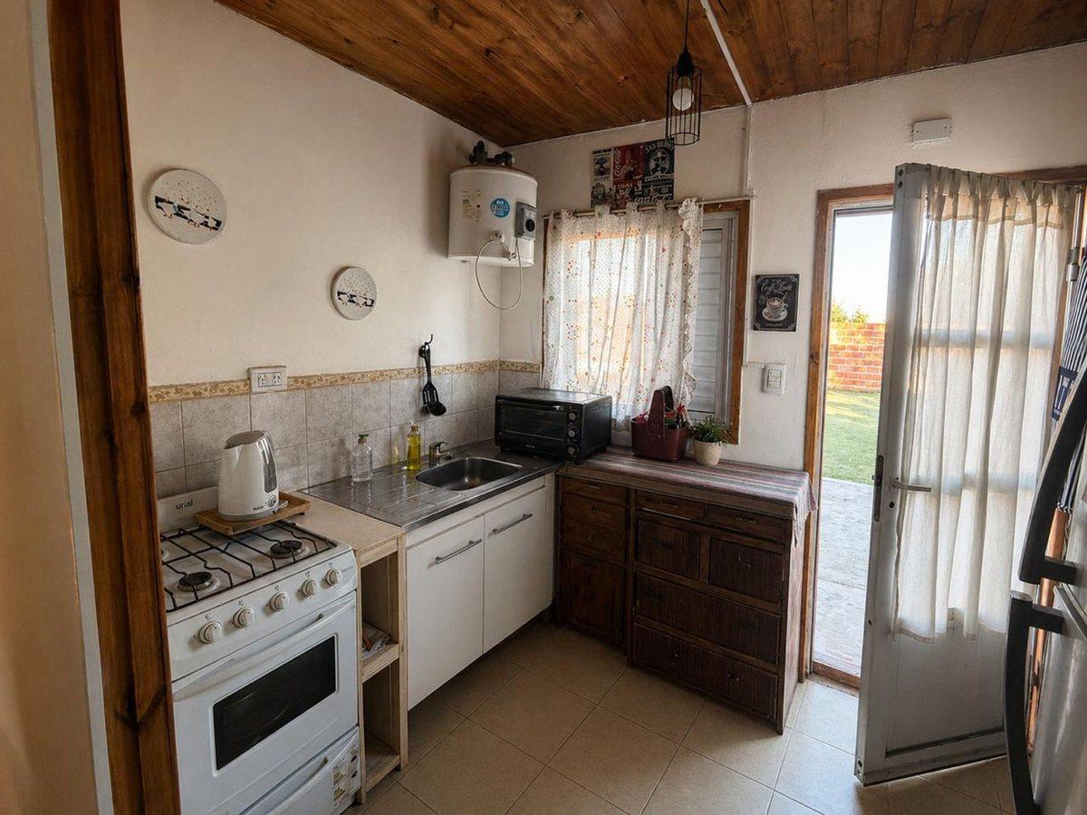 Foto de VENTA CASA 4 AMB PB C/ PILETA MAXIMO PAZ CAÑUELAS, imagen 3