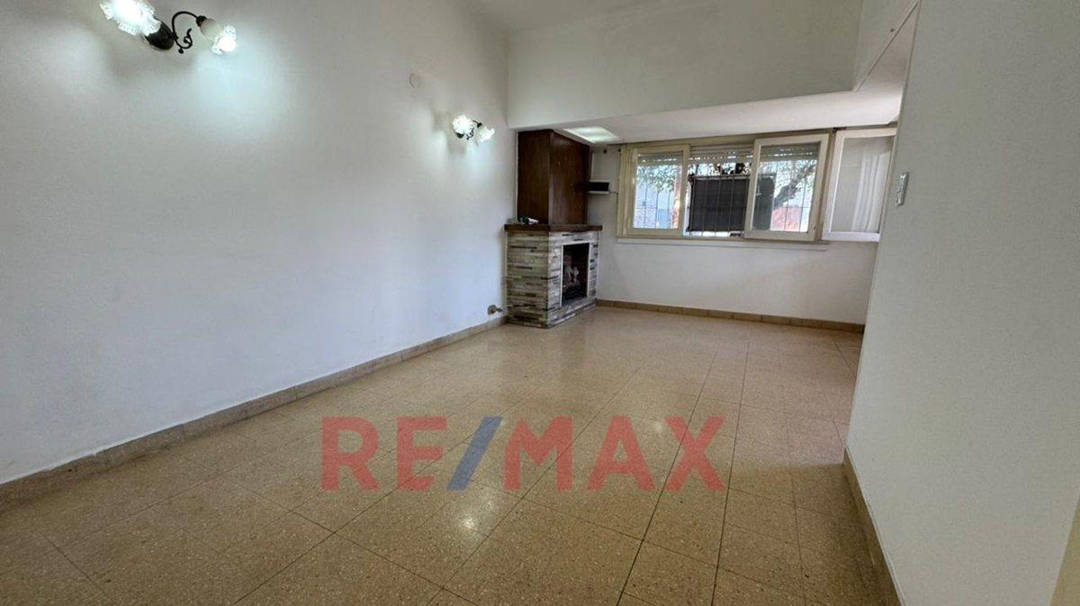 Foto de VENTA CASA 3 AMB + DEPARTAMENTO CON TERRAZA- HAEDO, imagen 5