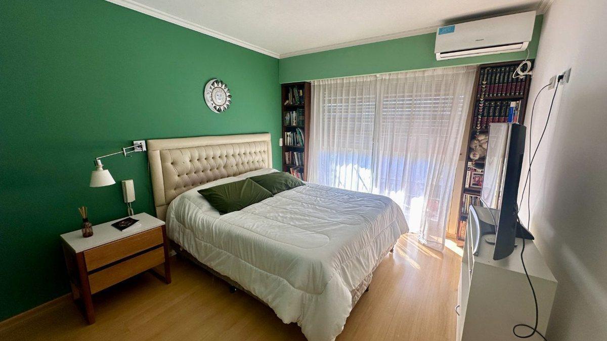 Foto de VENTA DEPTO 4 AMB. C/ ESP. GUARDA COCHE - CASTELAR, imagen 2