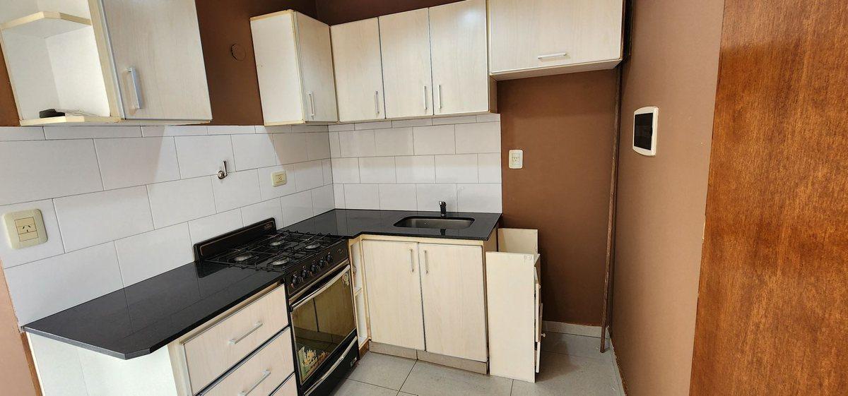 Foto de VENTA DEPTO 2 AMB COCHERA Y 2 PATIOS RAMOS MEJIA, imagen 5